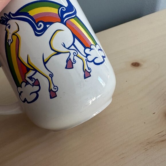 Vintage Royal Norfolk | Stoneware | Unicorn Rainbow Mug - Picture 6 of 7